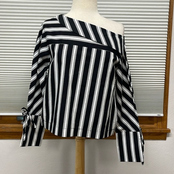 Topshop Black and White One Shoulder Popover Long Bow Tie Sleeve Top - Picture 5 of 13